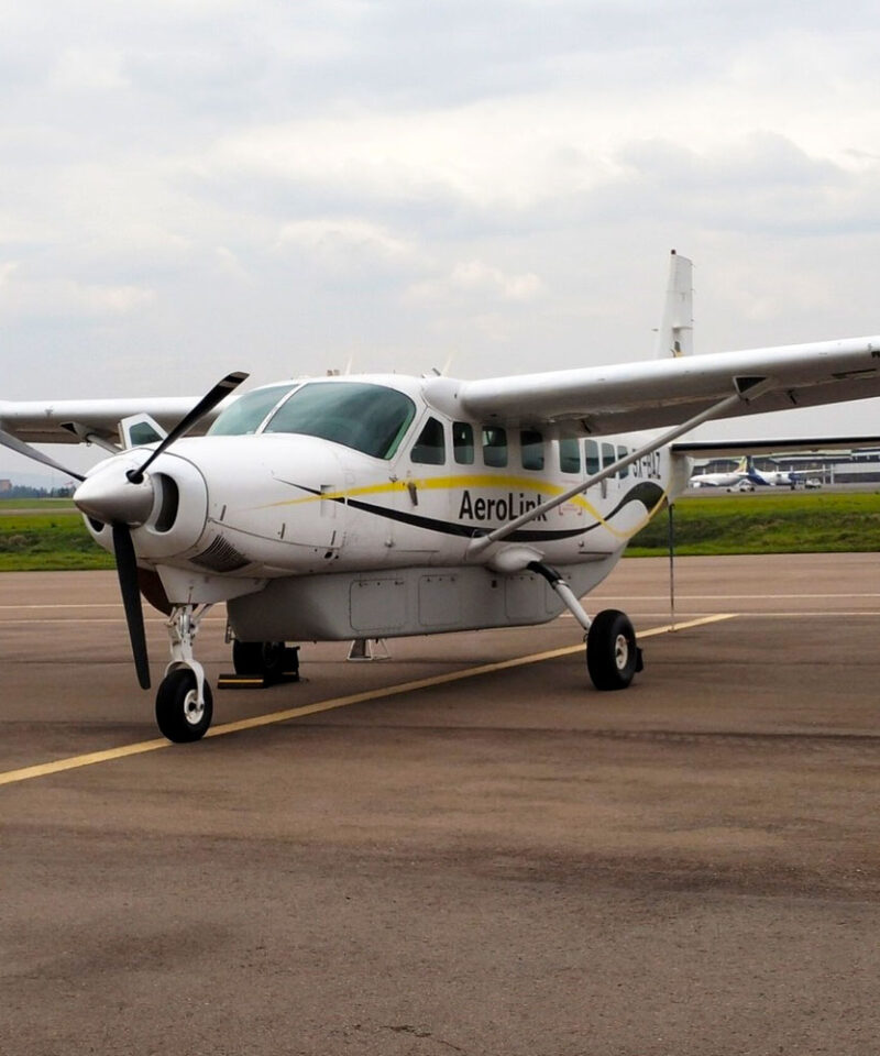 5-days-uganda-chimps-wildlife-by-flight