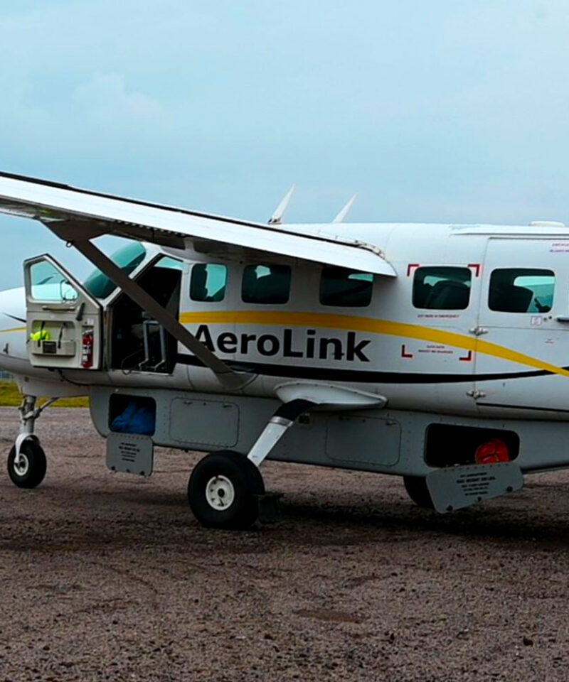6-days-chimpanzee-gorillas-trek-private-safari